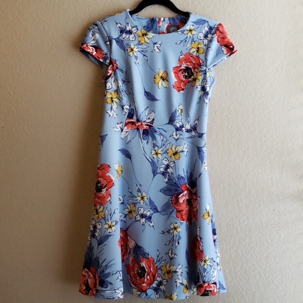 BUY NOW! Vince Camuto Light Blue Dress